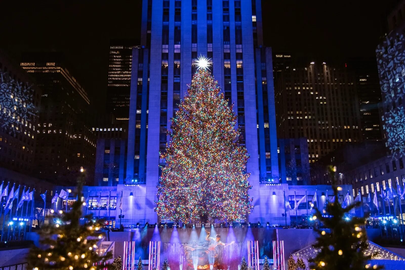 Rockefeller Center, Manhattan NY - Christmas Tree In Rockefeller Center Lit Up At Night